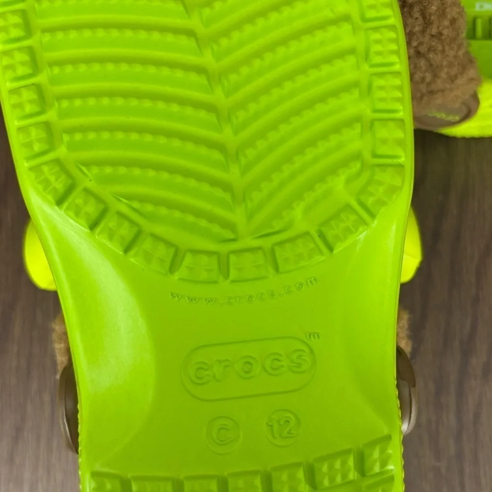 Crocs Shrek Classic Clogs Kids Size 12C Green Ogre Slippers Rare